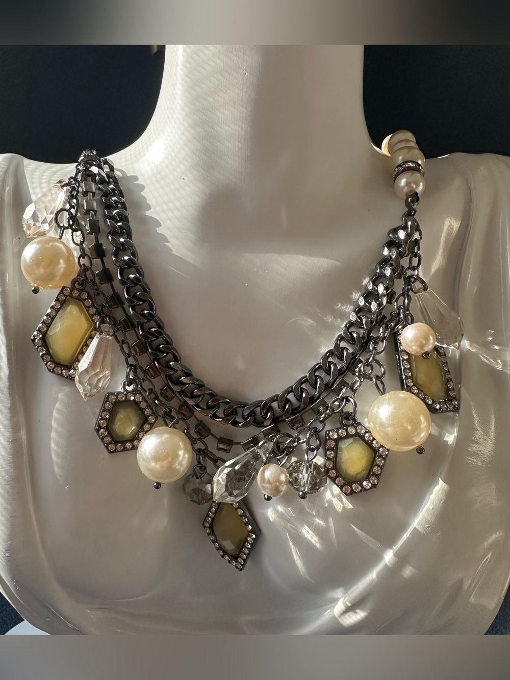 VERA WANG Yellow Pearl & Rhinestone Layered Gunmetal Bib Statement Necklace